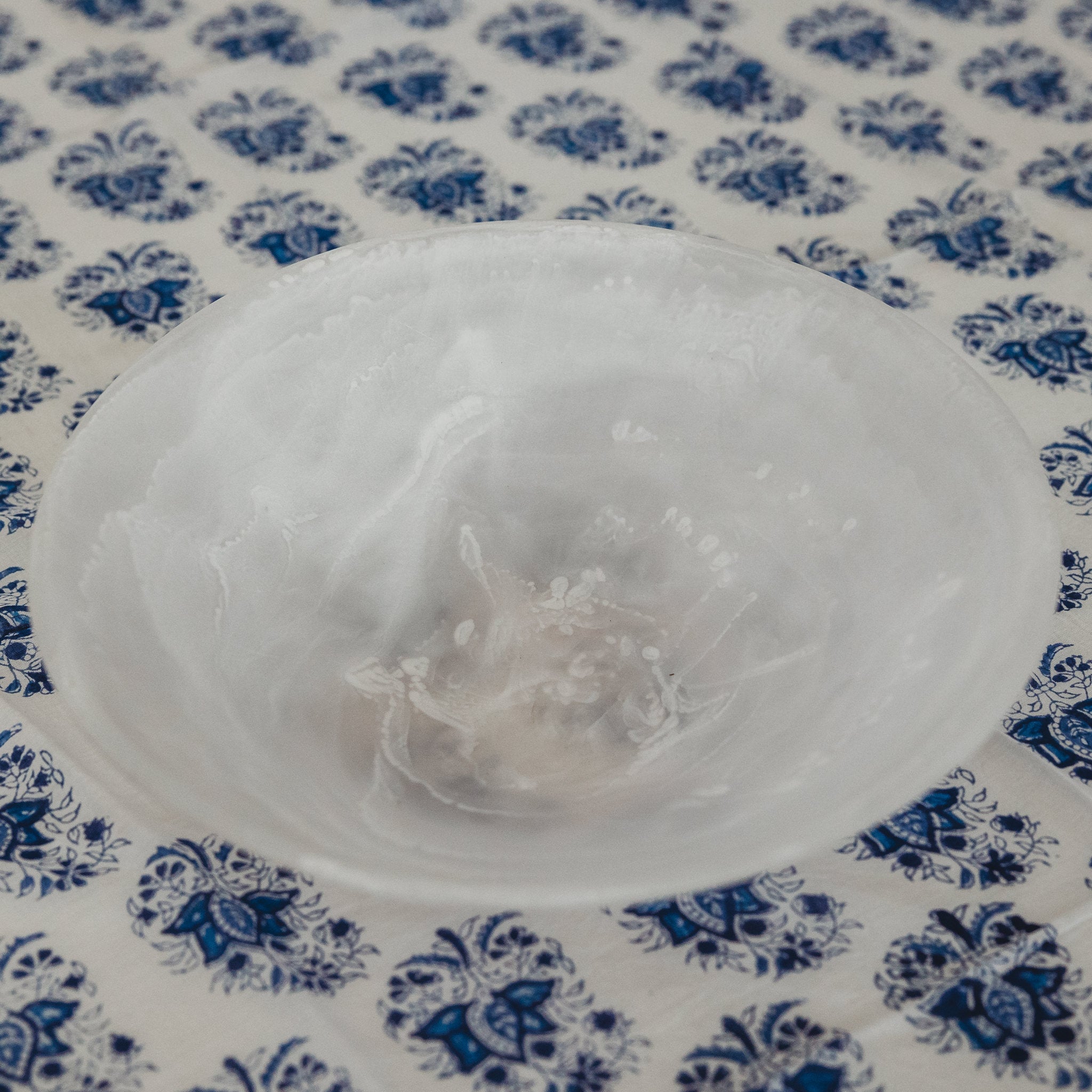 Resin everyday bowls - white