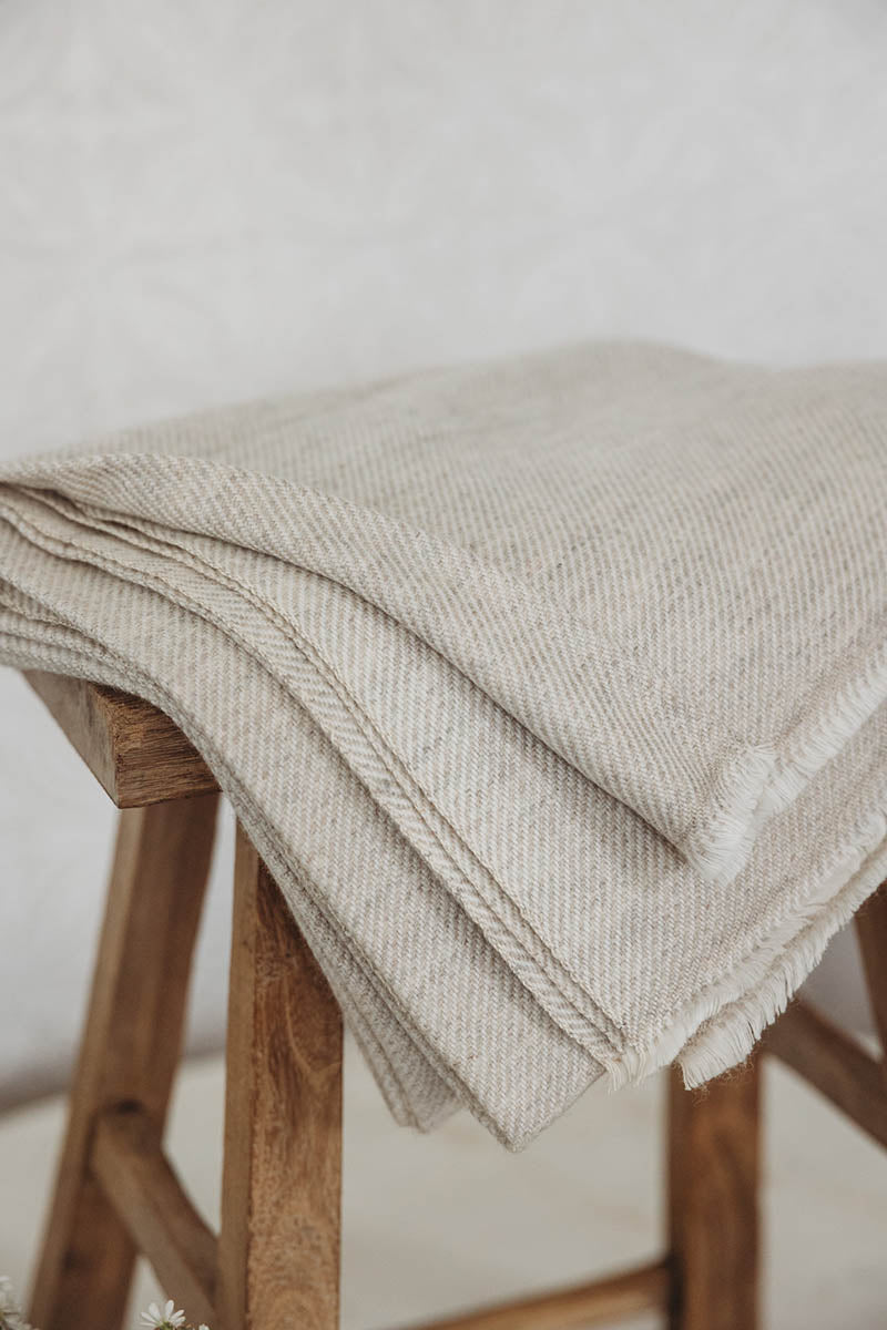 Manjari Cashmere Blanket - natural